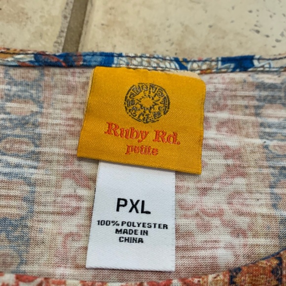 Ruby Rd. Petite Paisley Floral Tunic Top PXL - Picture 3 of 6